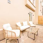 Modern Breakfast At Tiffany's With Free Parking By Prescott 아파트 *