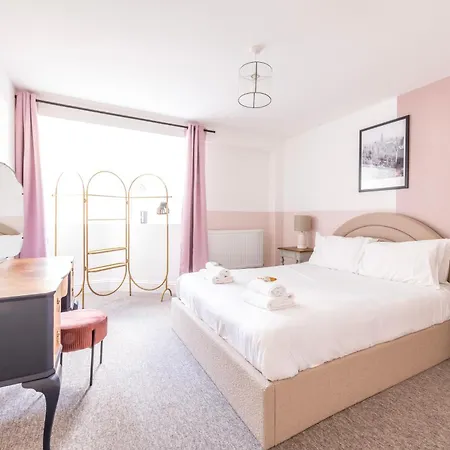דירה Modern Breakfast At Tiffany's With Free Parking By Prescott