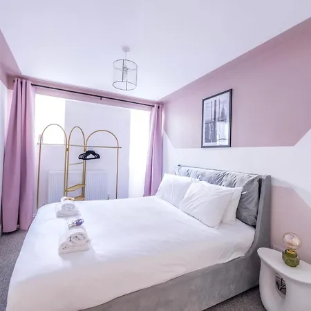 Apartman Luxury Breakfast At Tiffany's With Free Parking By Prescott *