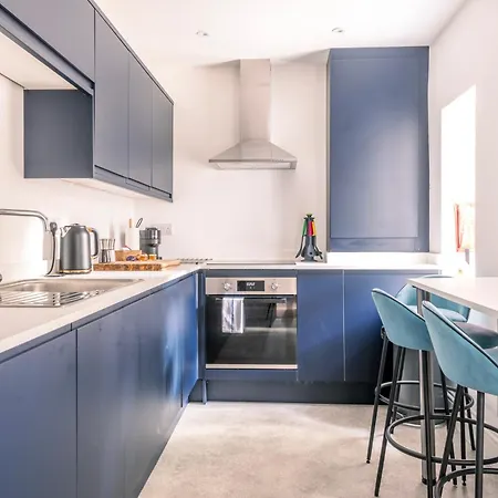 Apartment Luxury Breakfast At Tiffany's With Free Parking By Prescott