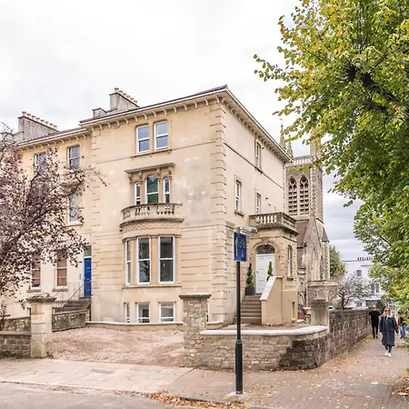 Luxury Breakfast At Tiffany's With Free Parking By Prescott