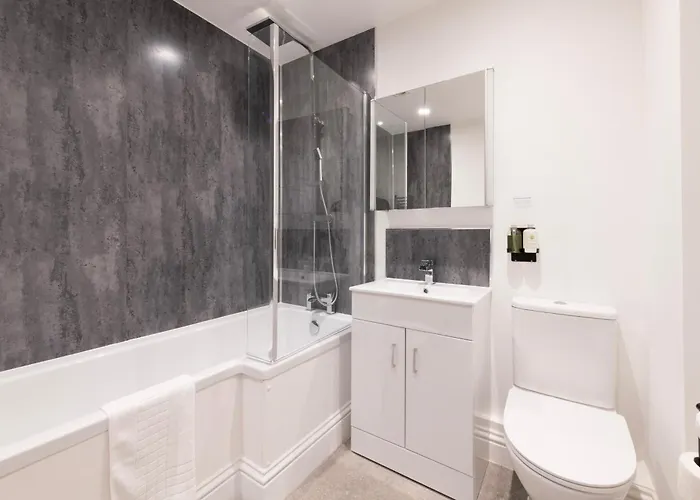 Luxury Breakfast At Tiffany's With Free Parking By Prescott Apartmán